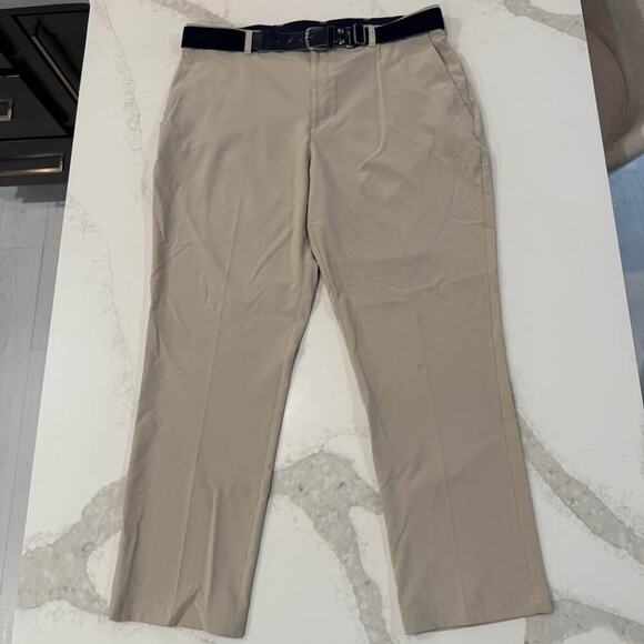 Izod The Swing Flex Wicking Golf Pants w/Belt Men's 40x30 Beige Four Way Stretch - Picture 1 of 8